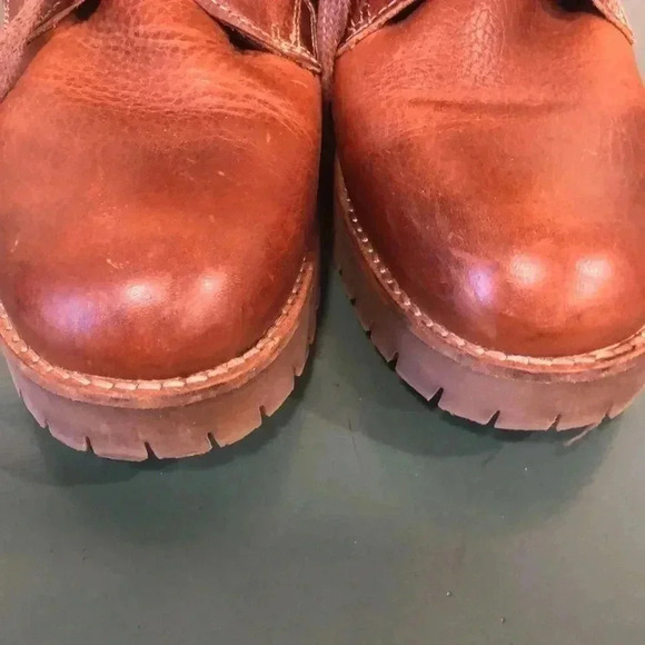 Bull Boxer Carmen leather lace up boots with block heel. - Picture 2 of 11